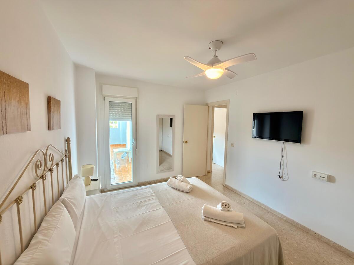 Fuengirola 3 Rooms Parking - 8